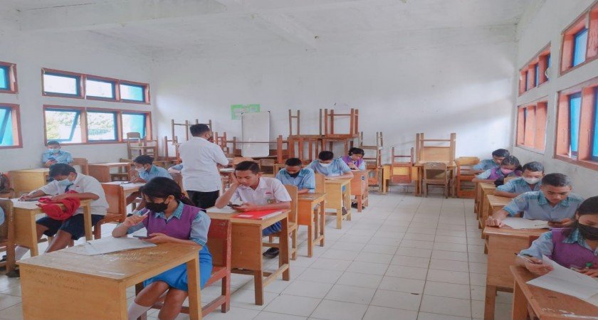 Tingkat UPTD SMPN 1 Langke Rembong Melaksanaan Ujian Sekolah Secara Daring