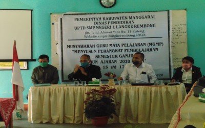 KEGIATAN MGMP TINGKAT SMP NEGERI 1 LANGKE REMBONG TAHUN PELAJARAN 2020/2021